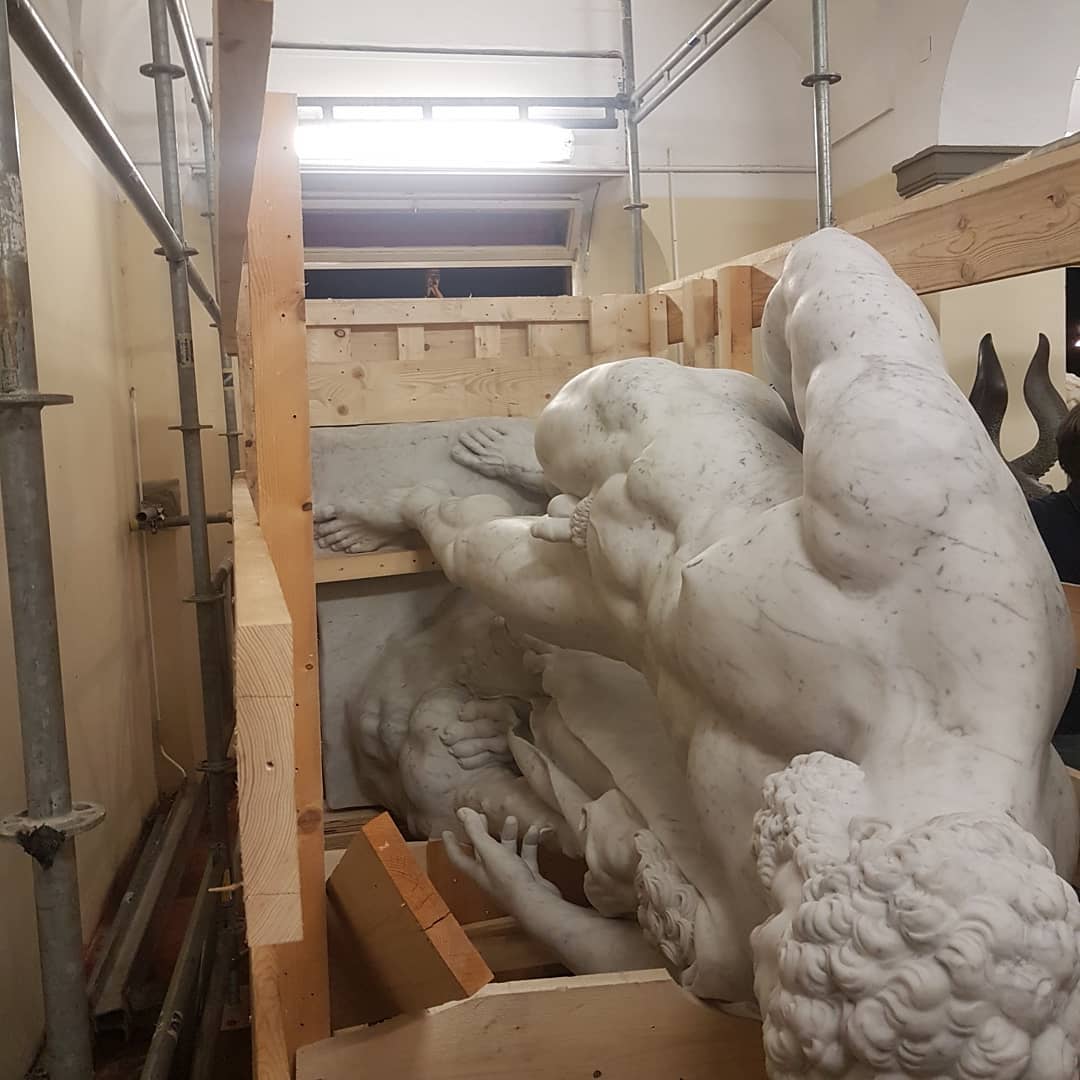 Movimentazione statua in Marmo – Firenze